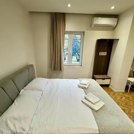 Апартаменты Mirea Essence - Cozy With View Of